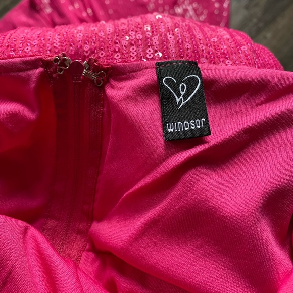 Windsor Women’s Fuchsia Sequin One Shoulder Promo Dress Size 6 - Picture 3 of 10